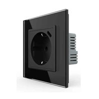 Cierna_shuko_zasuvka_s_USB-C-12